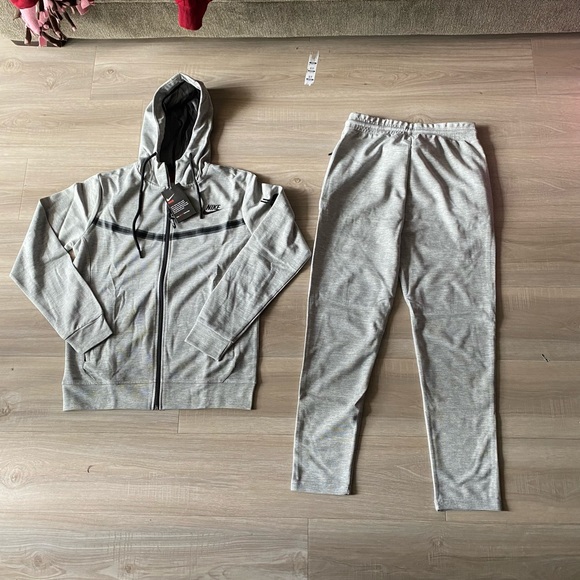 Grey Nike set